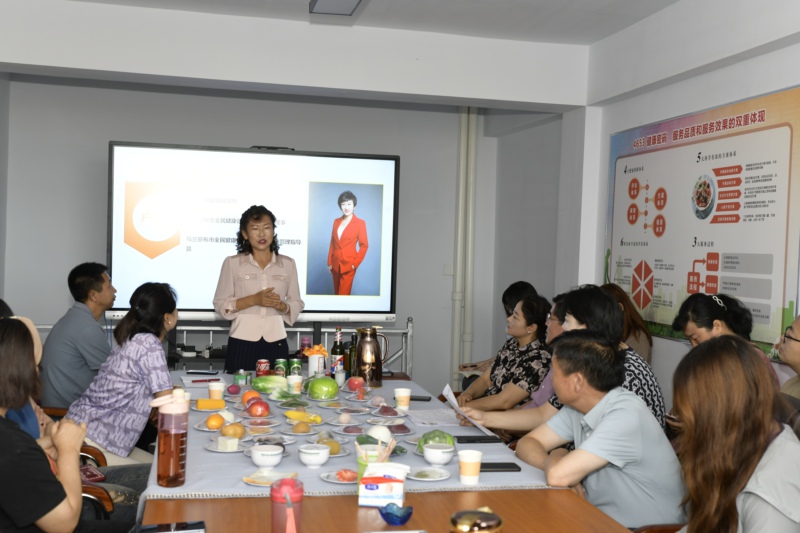 2024年8月2日 察右后旗全民健康管理服务中心开展首场家庭健康科普培训讲座