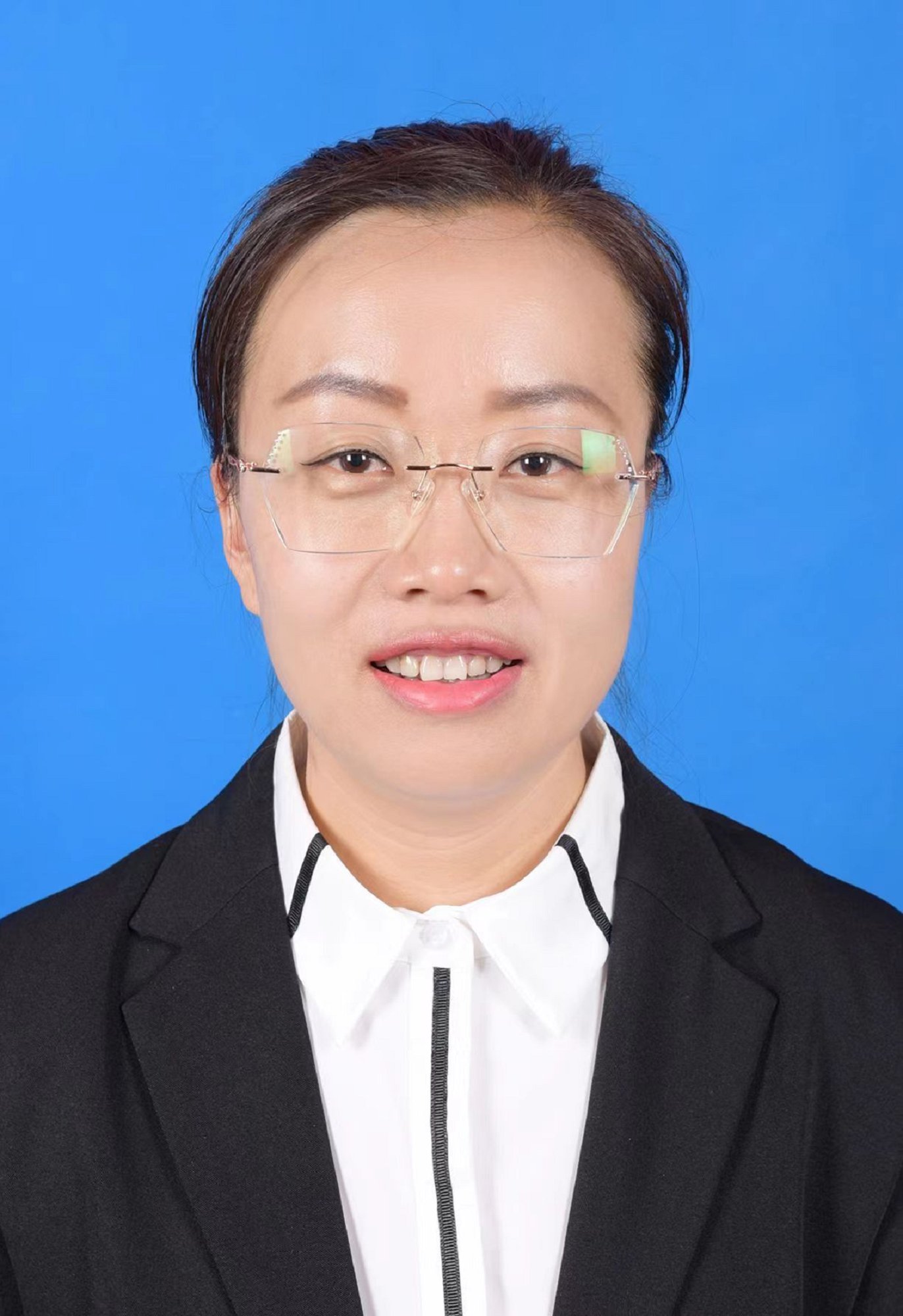 沈金霞.png